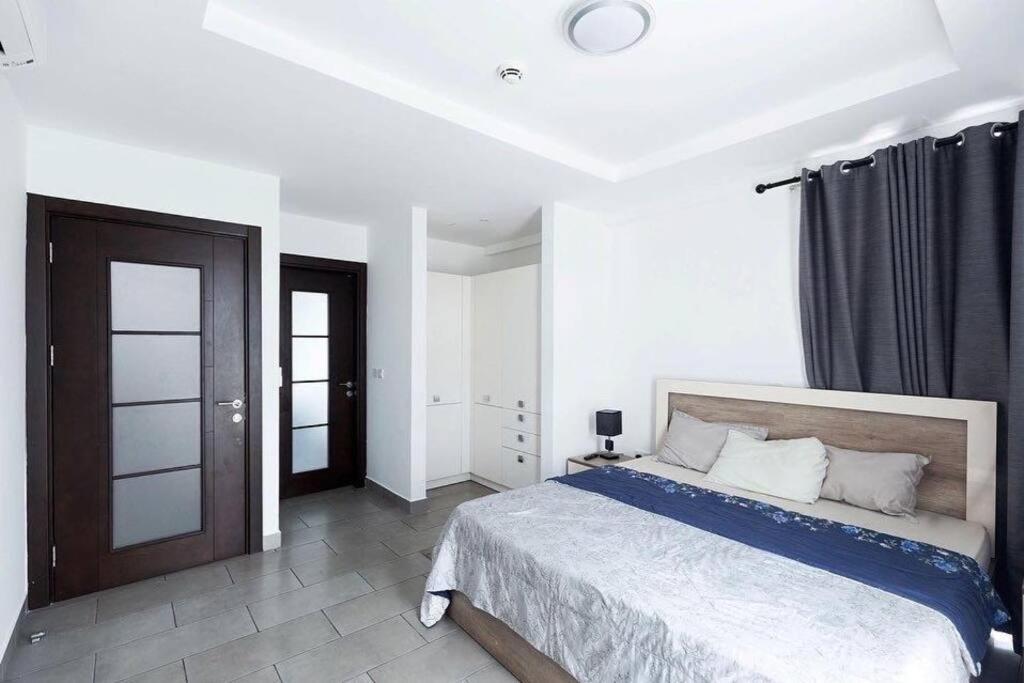 Luxury Labone Edge 2-Bedroom Apartment In Accra - Fivehills Homes Bagian luar foto