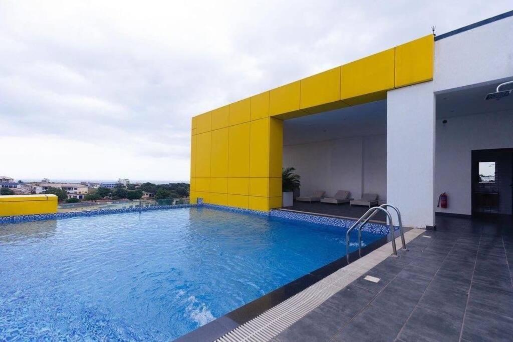 Luxury Labone Edge 2-Bedroom Apartment In Accra - Fivehills Homes Bagian luar foto